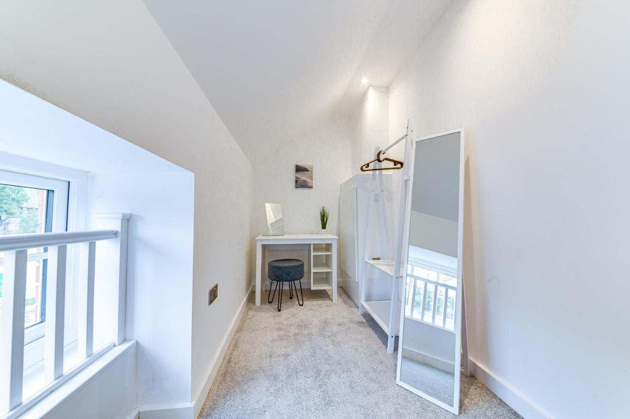 Stylish & Contemporary 2-Bed Townhouse - Parking - Wi-Fi - Netflix Apartment Worksop Exterior foto